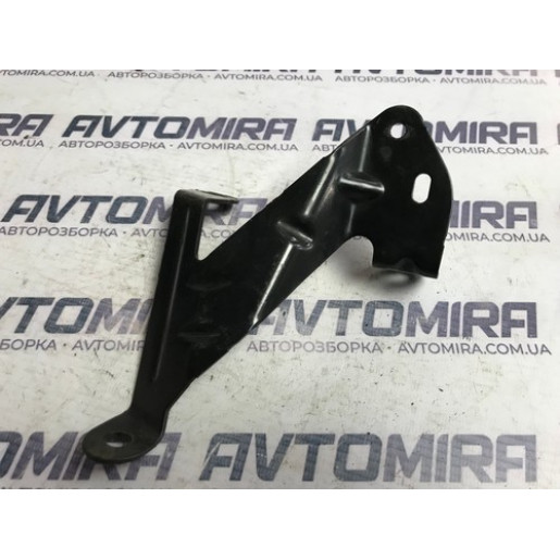 Кронштейн двигуна Peugeot 308 1.6BlueHDI 2013-2021 9802537680